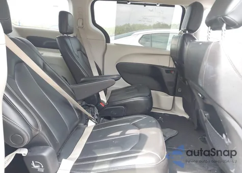 2023 Chrysler Pacifica Touring L z USA, uszkodzony, nr VIN 2C4RC1BG2PR571438